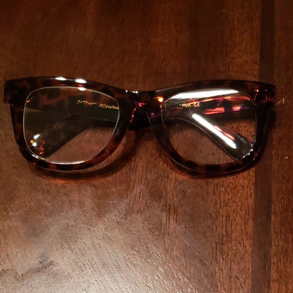 Betsy Johnson Readers 1.50
